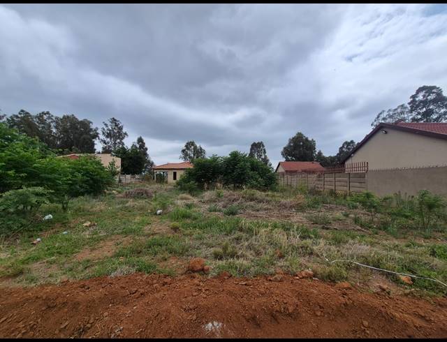 985M² VACANT LAND SOLD IN UNITAS PARK